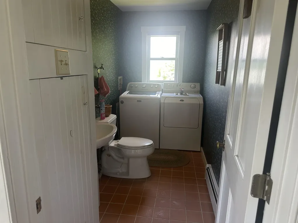 6208 Vt Route 125 Addison VT 05491