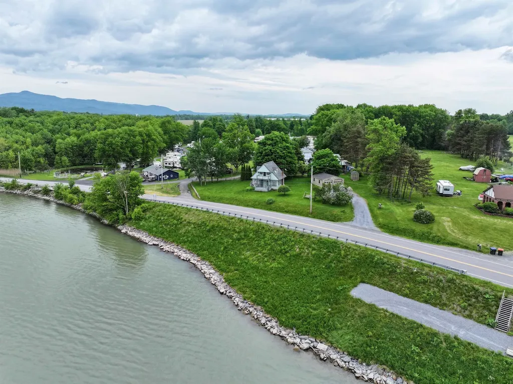 6208 Vt Route 125 Addison VT 05491