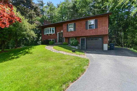 29 Sims Street Nashua NH 03063