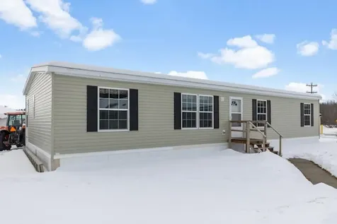 108 Easy Street Highgate VT 05459