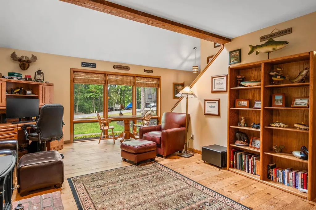 49 John Avery Lane Sunapee NH 03782