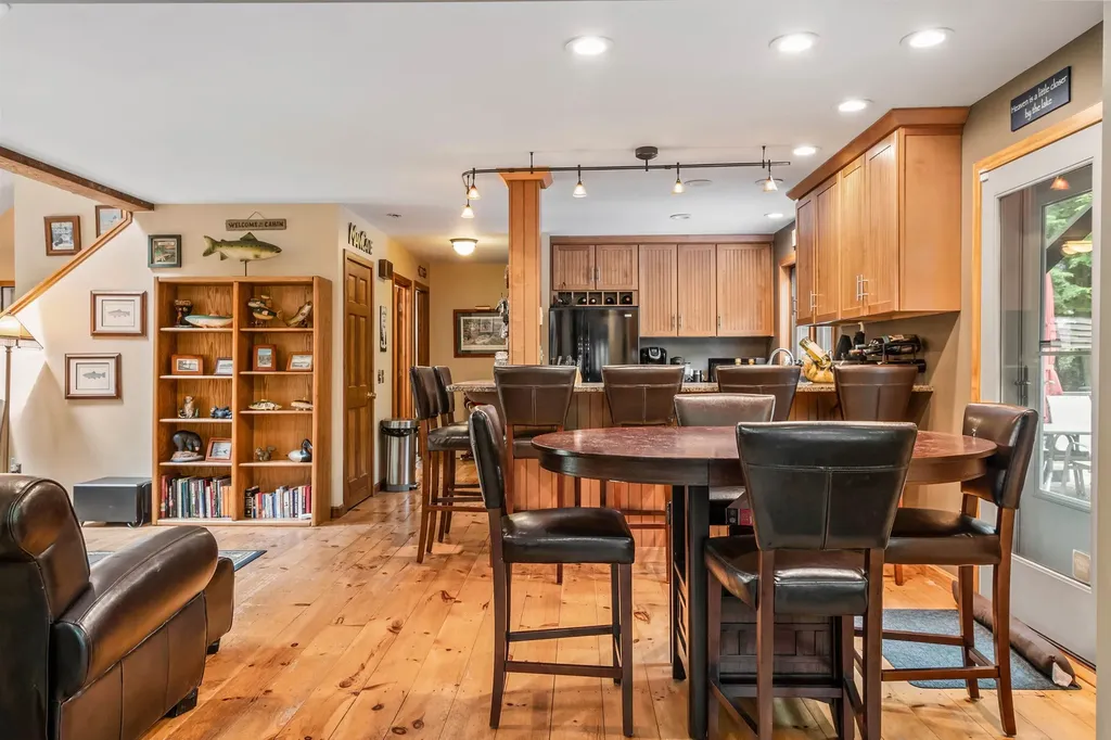 49 John Avery Lane Sunapee NH 03782