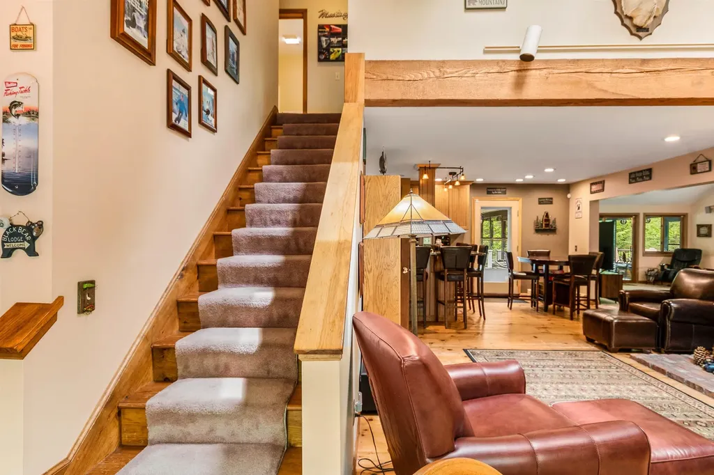 49 John Avery Lane Sunapee NH 03782