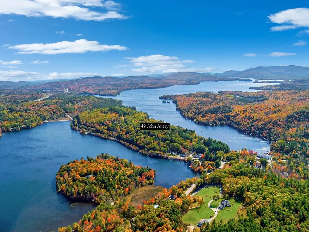 49 John Avery Lane Sunapee NH 03782