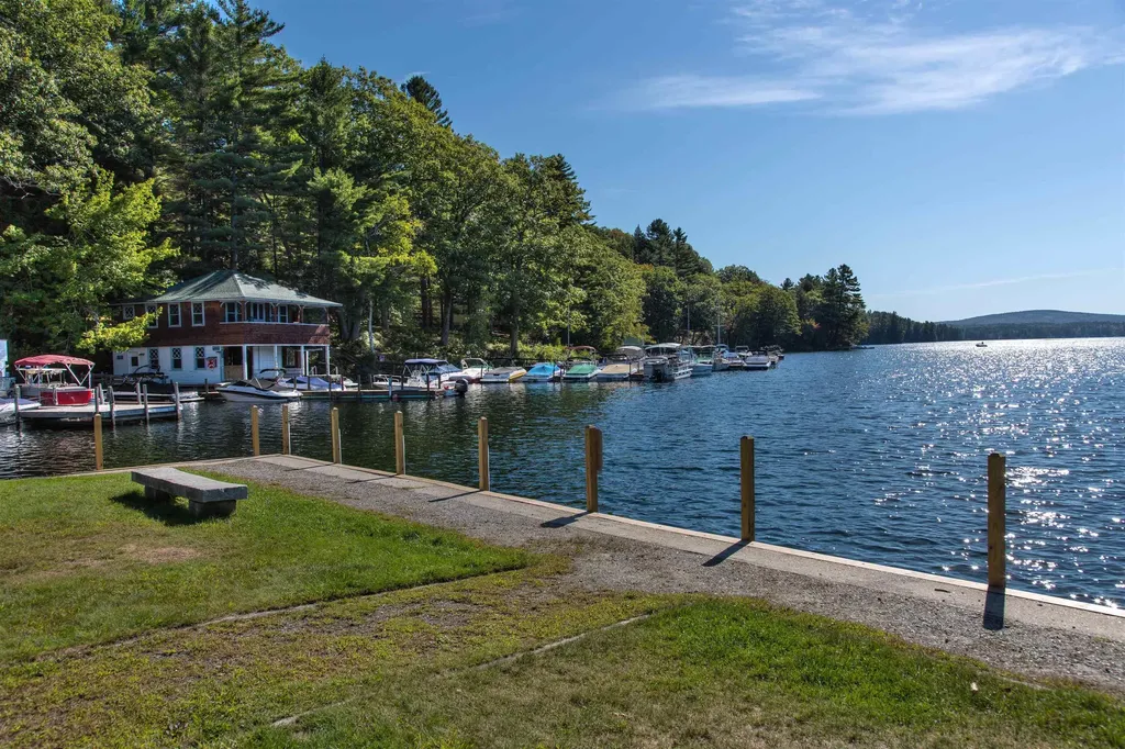 49 John Avery Lane Sunapee NH 03782