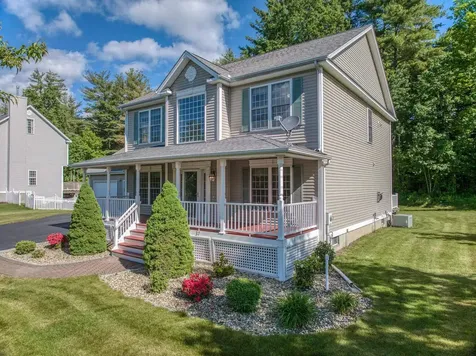 37 Greenfield Parkway Bedford NH 03110