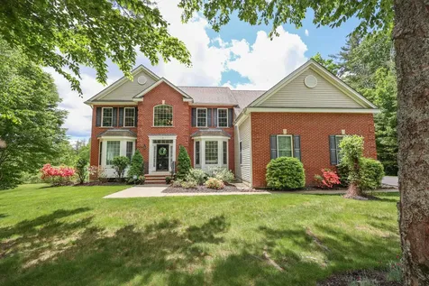 10 Pondfield Road Bedford NH 03110