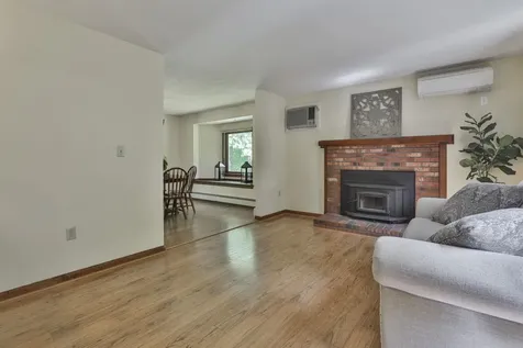 17 Marty Drive Merrimack NH 03054