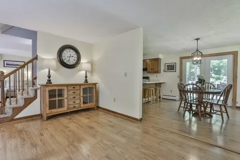 17 Marty Drive Merrimack NH 03054
