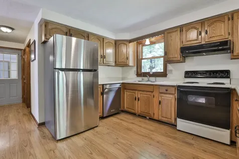 17 Marty Drive Merrimack NH 03054