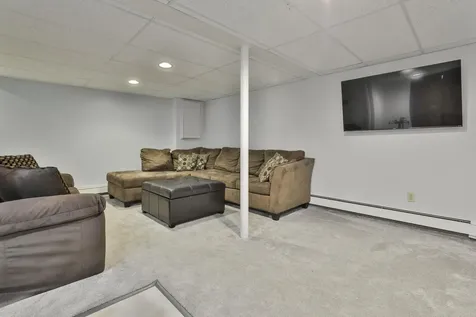 17 Marty Drive Merrimack NH 03054