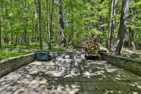 17 Marty Drive Merrimack NH 03054