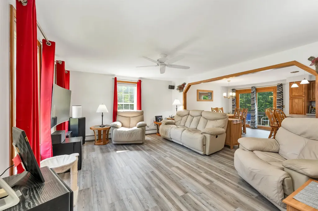 58 Coventry Lane Belmont NH 03220