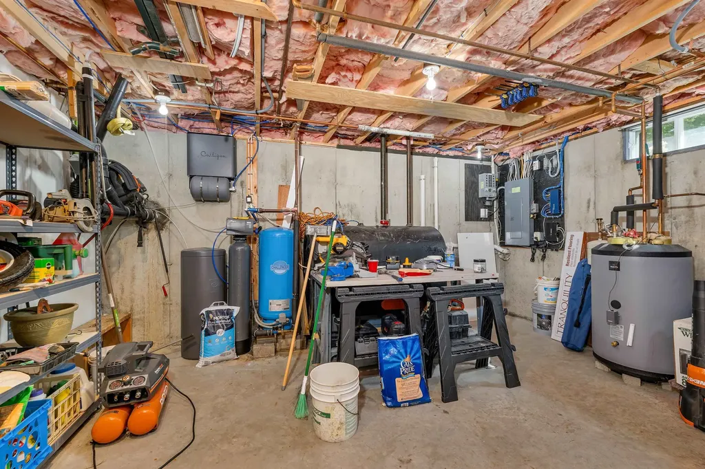 58 Coventry Lane Belmont NH 03220