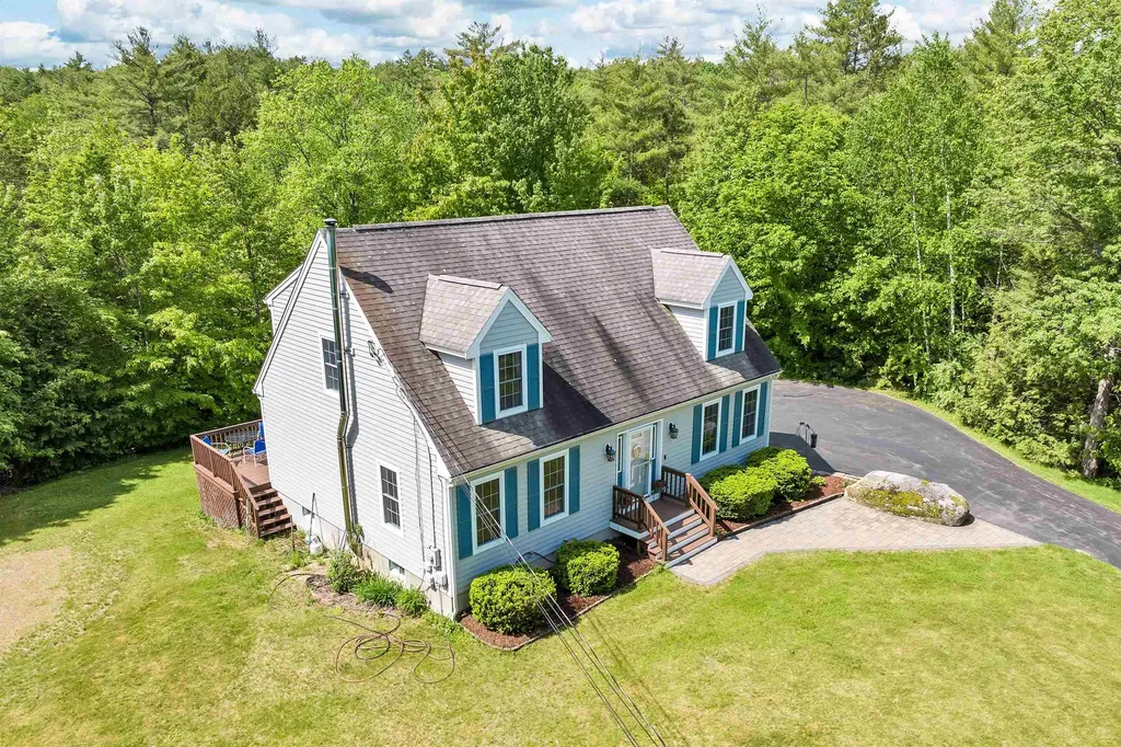 58 Coventry Lane Belmont NH 03220