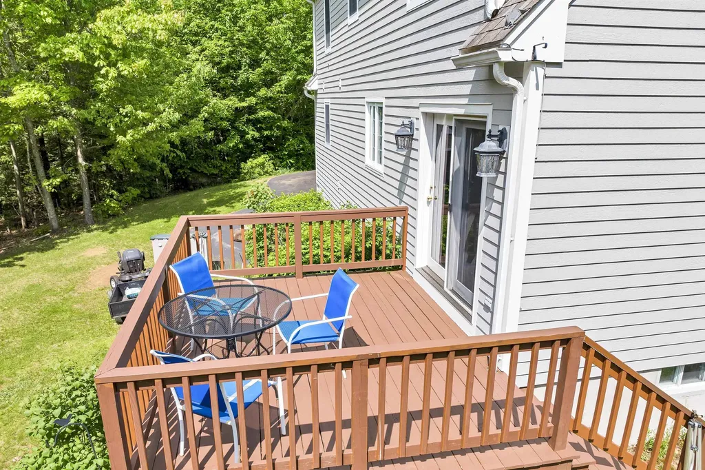 58 Coventry Lane Belmont NH 03220