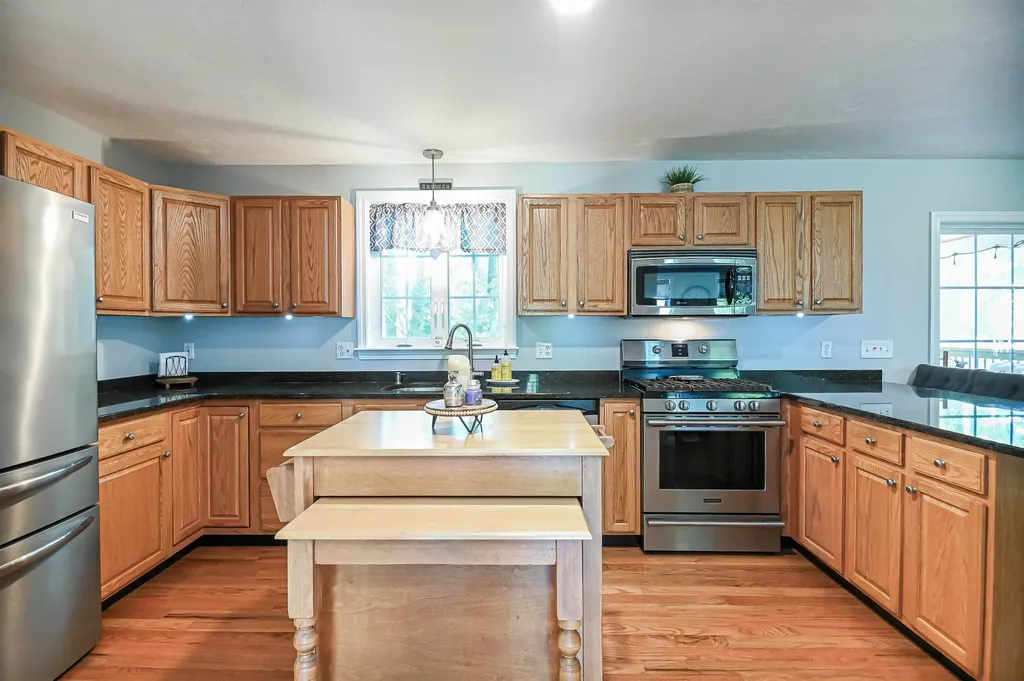 45 Marshview Circle Seabrook NH 03874