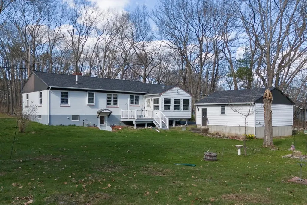 40 Elwyn Road Rye NH 03870