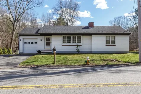 40 Elwyn Road Rye NH 03870