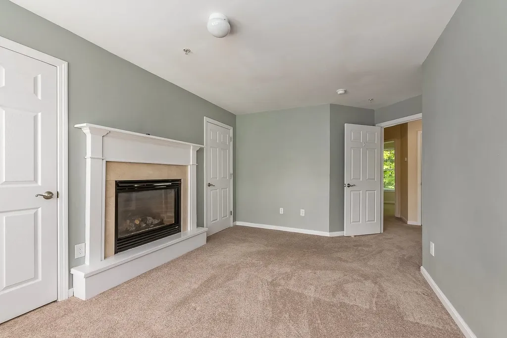 4 Frances Drive Dover NH 03820
