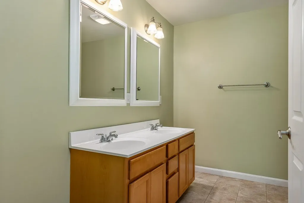 4 Frances Drive Dover NH 03820