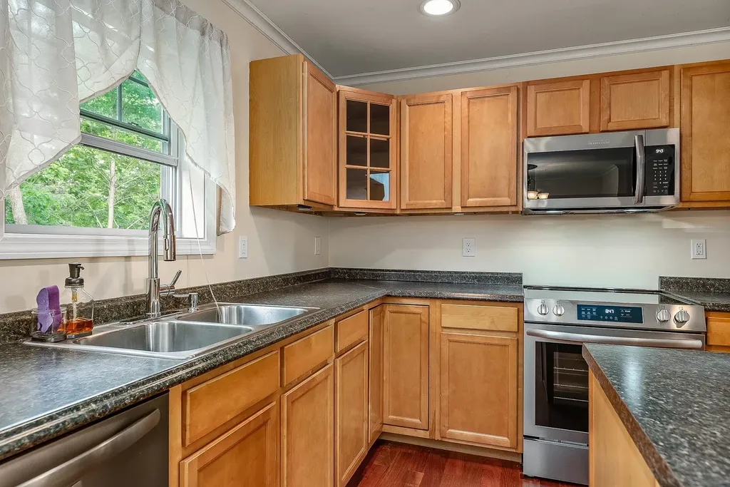 4 Frances Drive Dover NH 03820