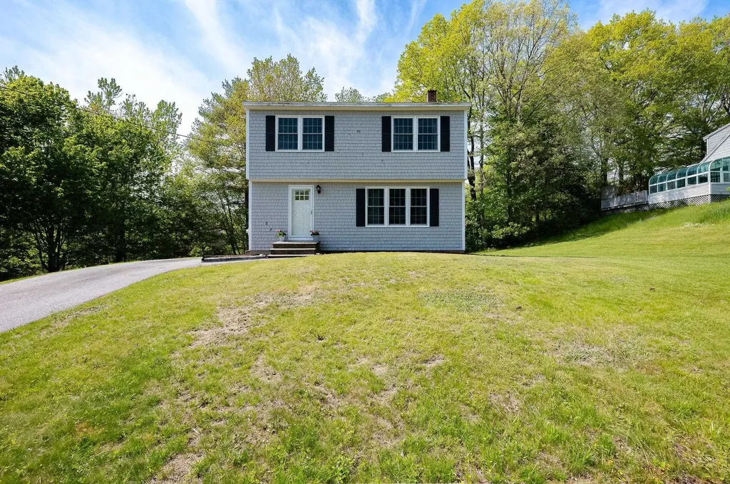 13 Chestnut Drive South Berwick ME 03908
