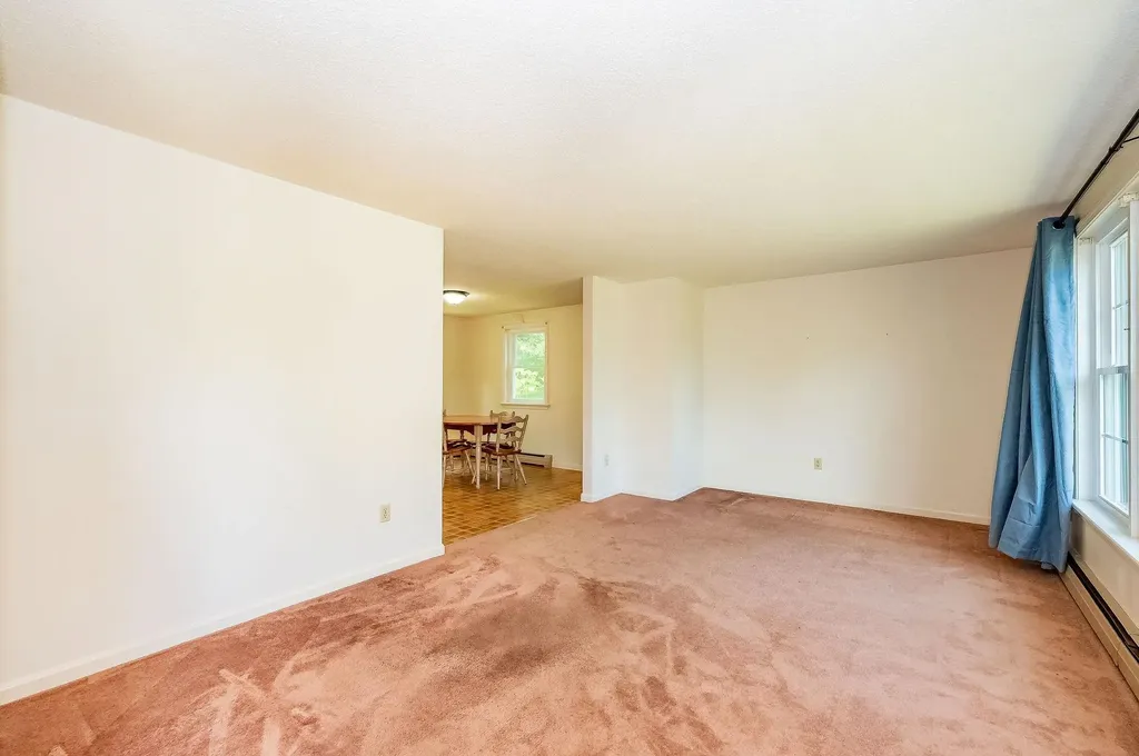 13 Chestnut Drive South Berwick ME 03908