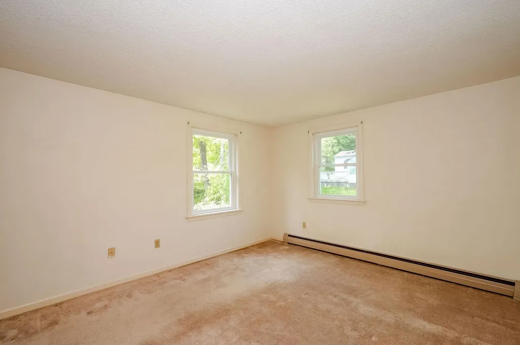 13 Chestnut Drive South Berwick ME 03908
