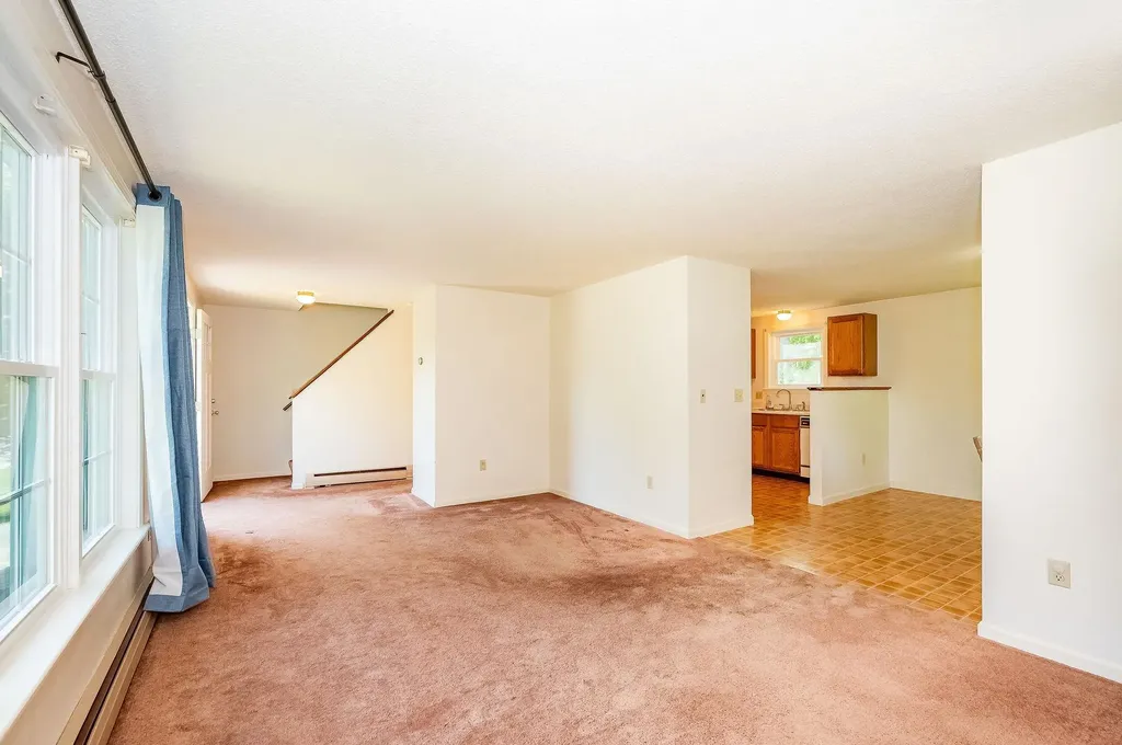 13 Chestnut Drive South Berwick ME 03908