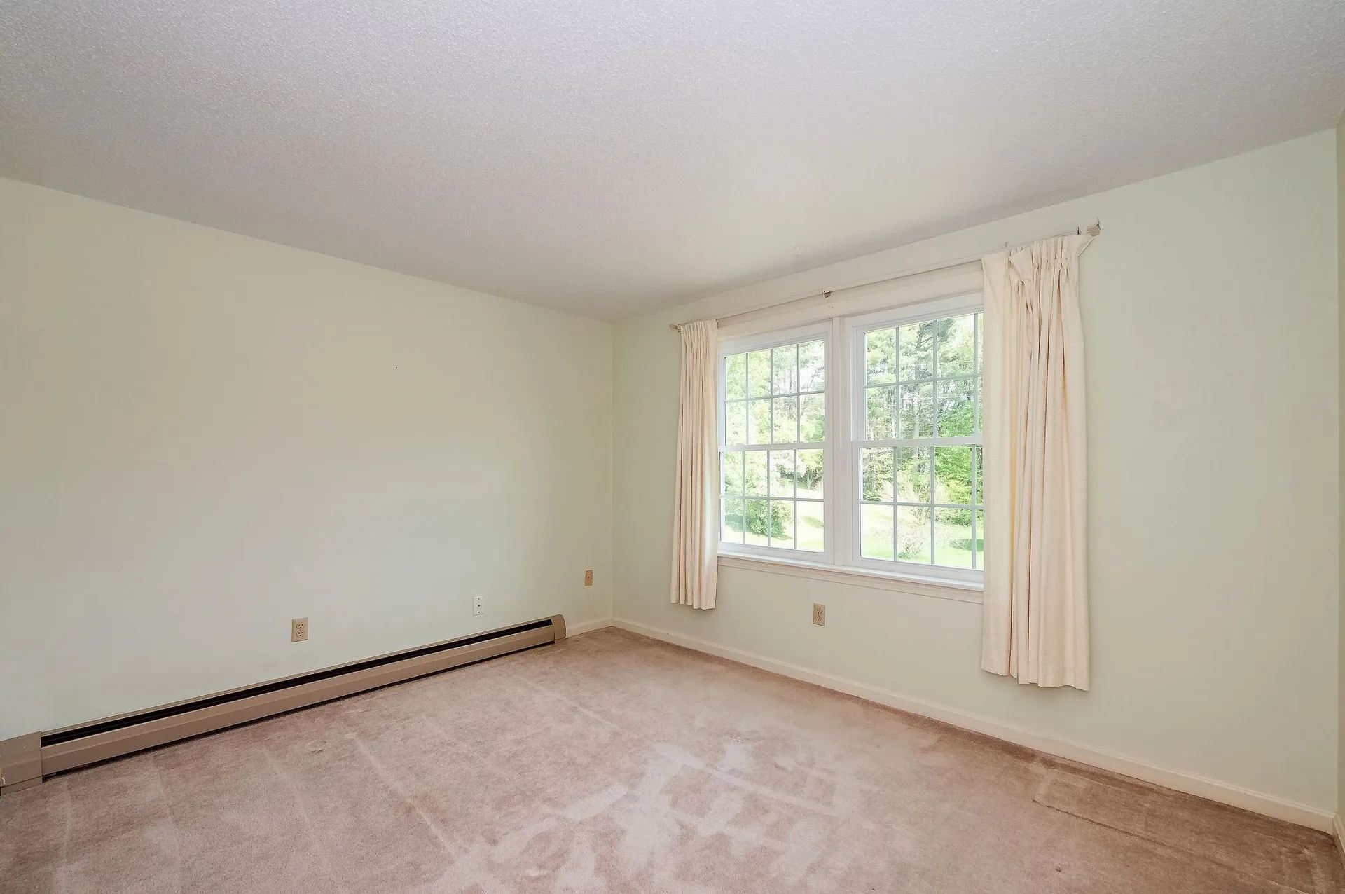 13 Chestnut Drive South Berwick ME 03908