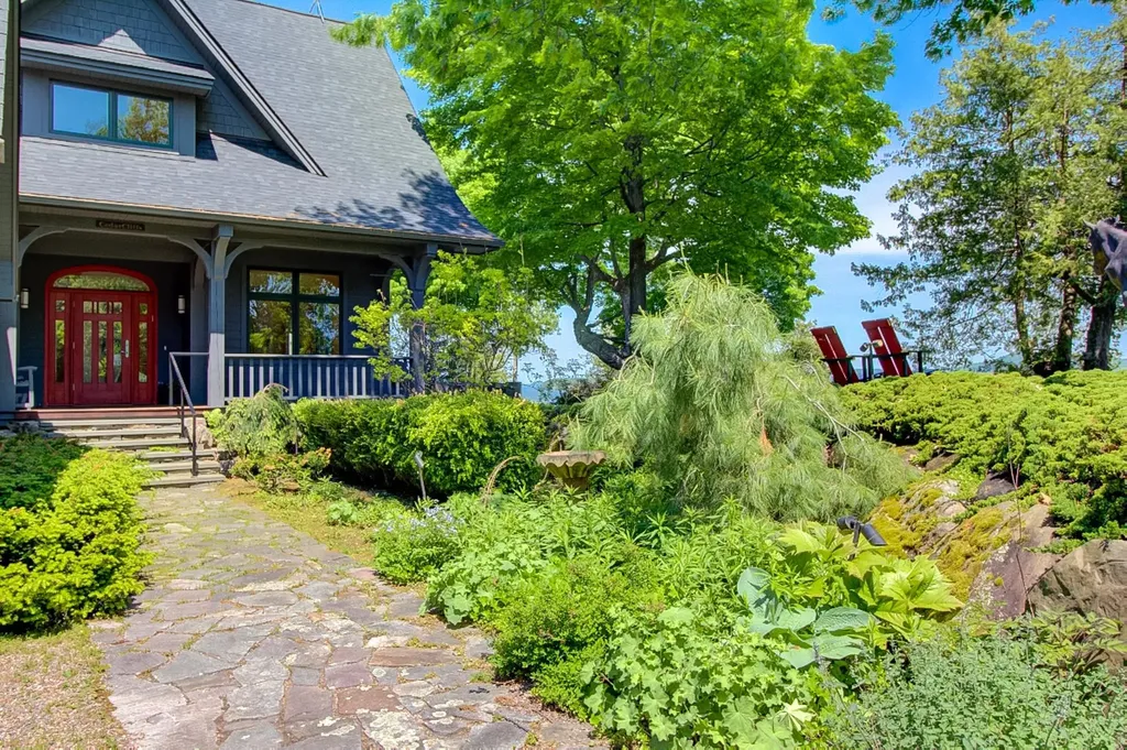 12 Cedar Cliffs Lane South Hero VT 05486