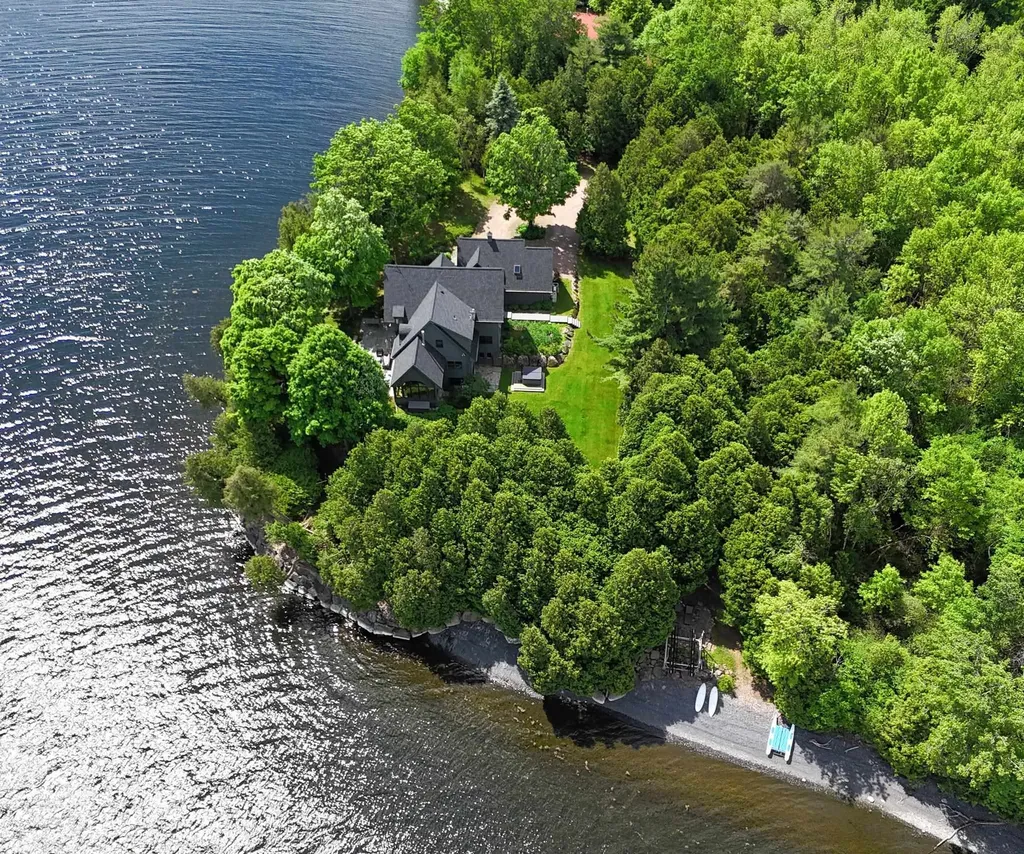 12 Cedar Cliffs Lane South Hero VT 05486