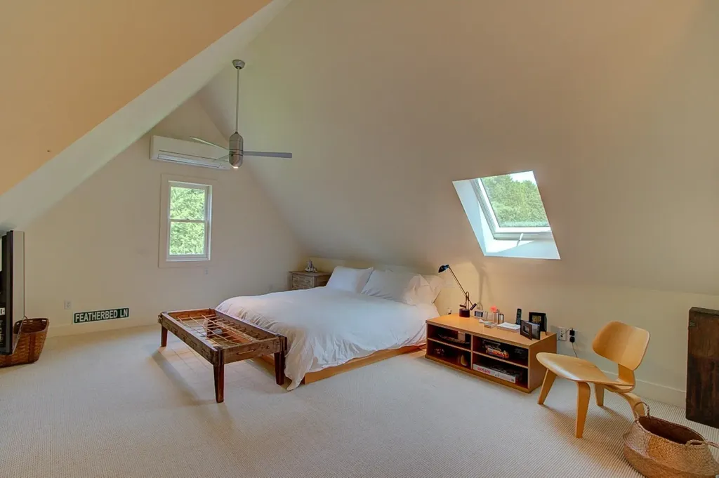 12 Cedar Cliffs Lane South Hero VT 05486