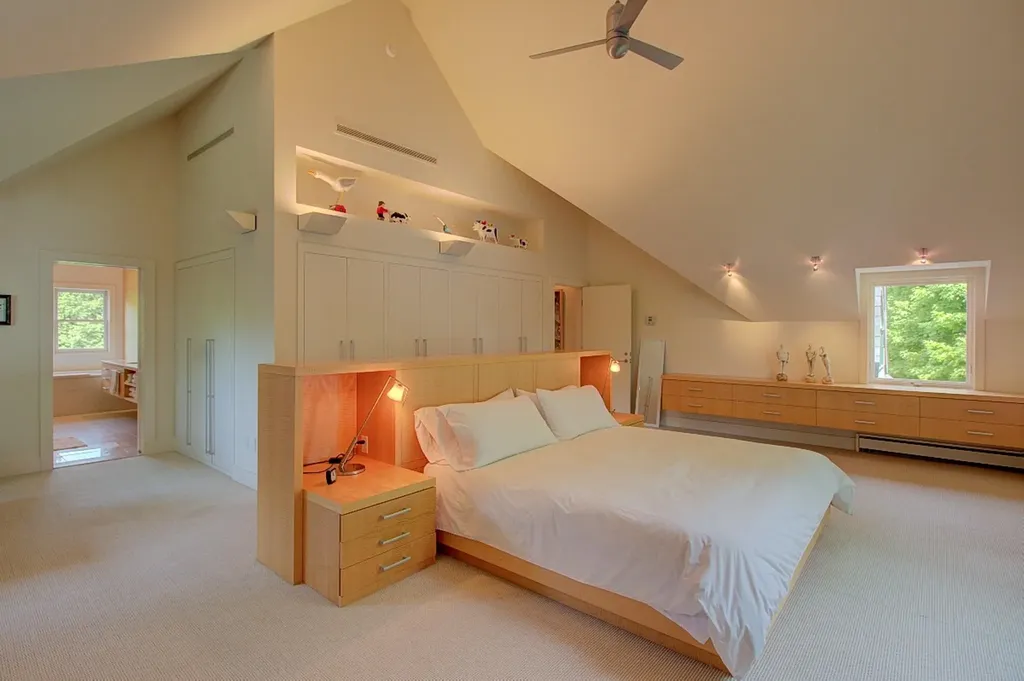 12 Cedar Cliffs Lane South Hero VT 05486