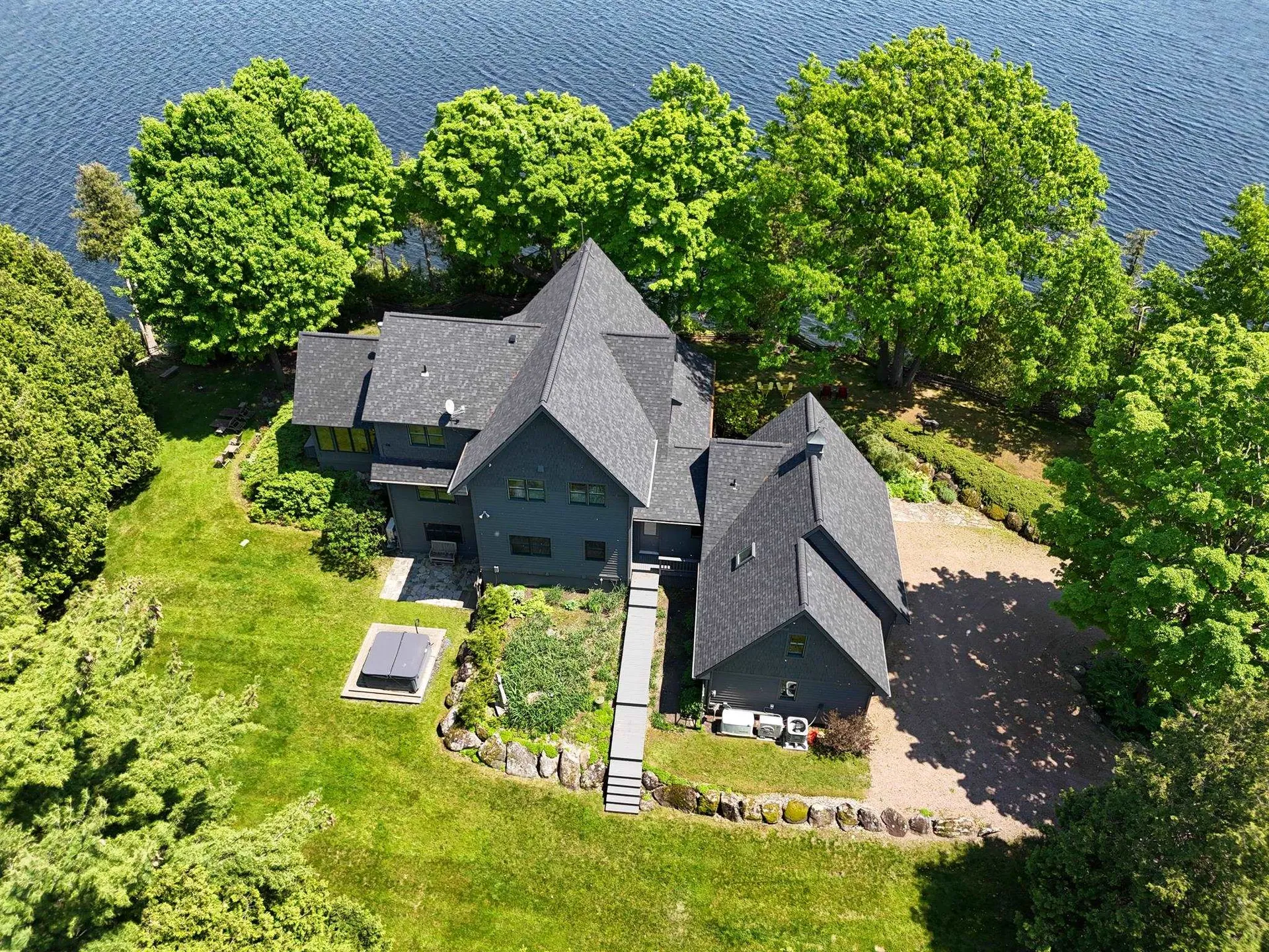 12 Cedar Cliffs Lane South Hero VT 05486