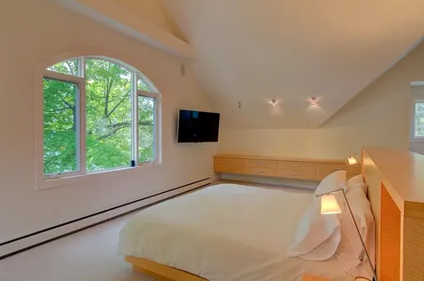 12 Cedar Cliffs Lane South Hero VT 05486