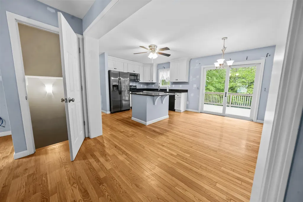 8 Bertha Avenue Raymond NH 03077