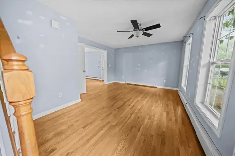 8 Bertha Avenue Raymond NH 03077