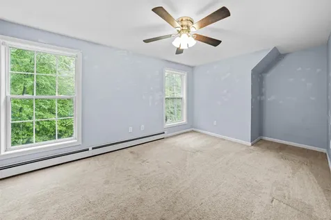 8 Bertha Avenue Raymond NH 03077