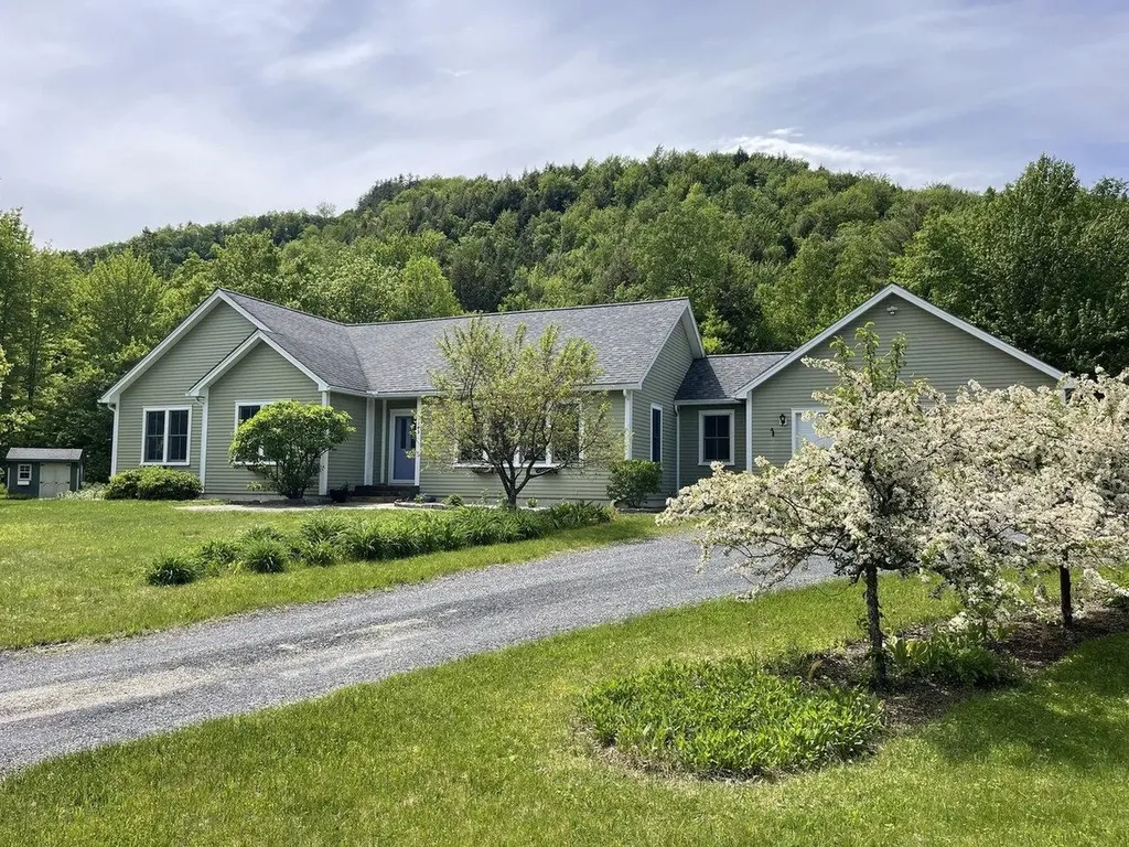 145 Blackbird Swale Drive Huntington VT 05462