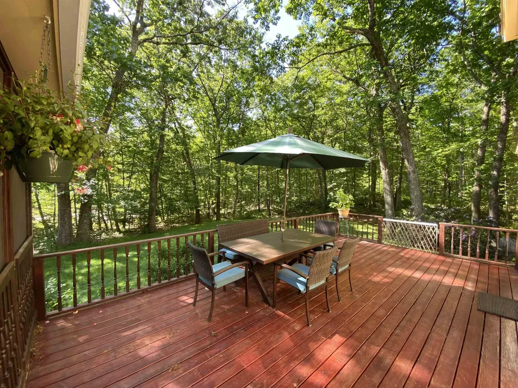 67 Laurel Hill Road Hollis NH 03049