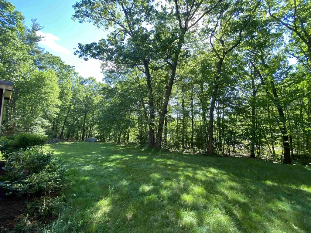 67 Laurel Hill Road Hollis NH 03049