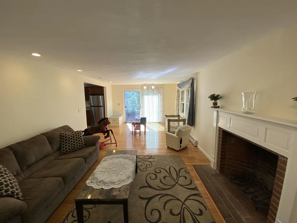 67 Laurel Hill Road Hollis NH 03049