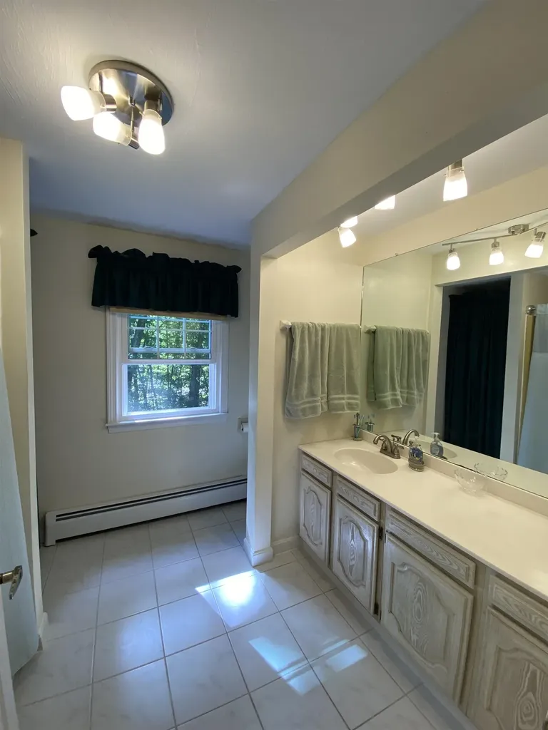 67 Laurel Hill Road Hollis NH 03049