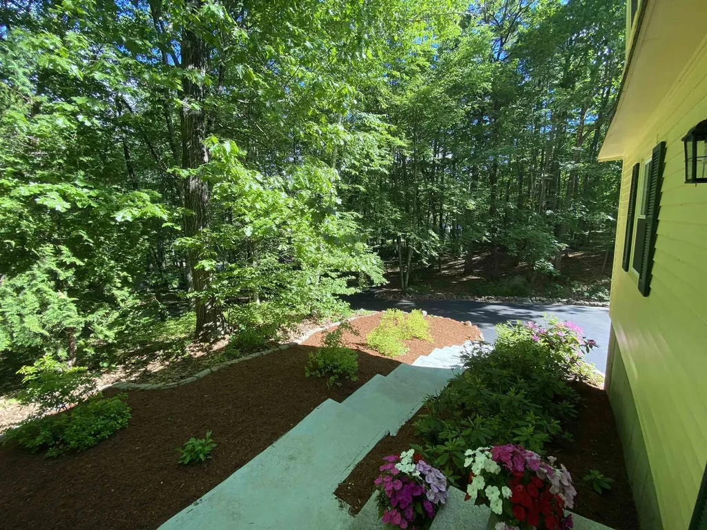 67 Laurel Hill Road Hollis NH 03049
