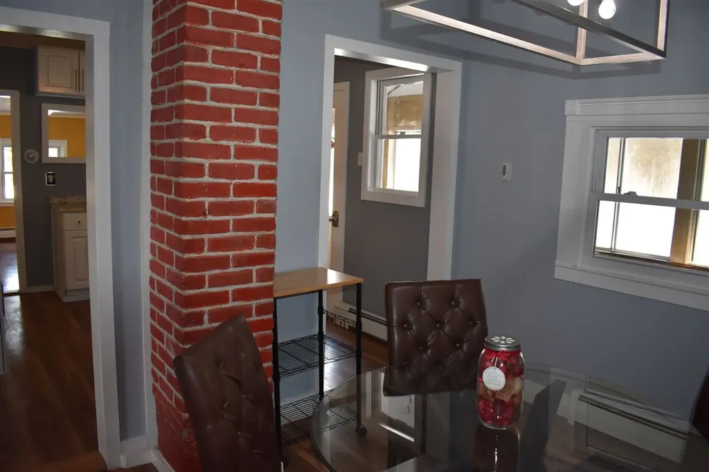 29 Peabody Street Lebanon NH 03766