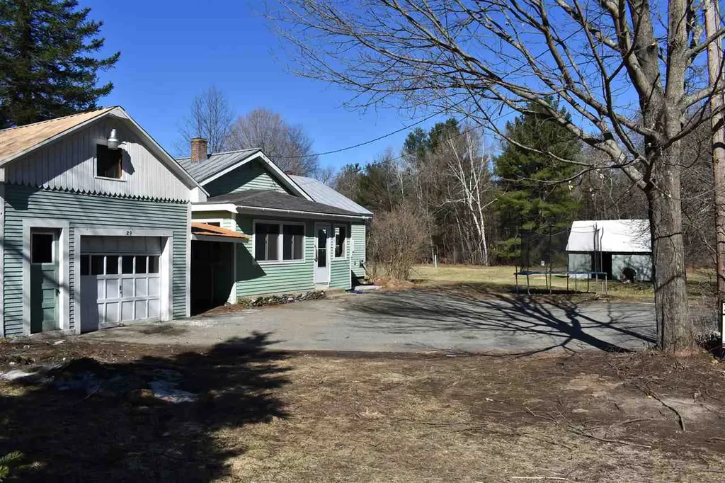 29 Peabody Street Lebanon NH 03766