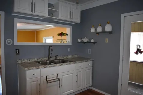 29 Peabody Street Lebanon NH 03766