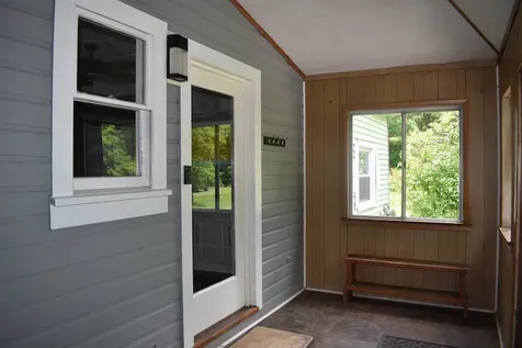 29 Peabody Street Lebanon NH 03766